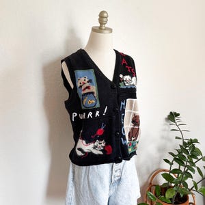 L- vintage 90s CATS embroidered knit sweater vest cute novelty cat lovers knitwear animals cottagecore vest