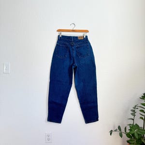 25&quot;/26&quot;- vintage Brittania dark wash 90s pleated mom jeans tapered fit 90s classic denim streetwear 100% cotton