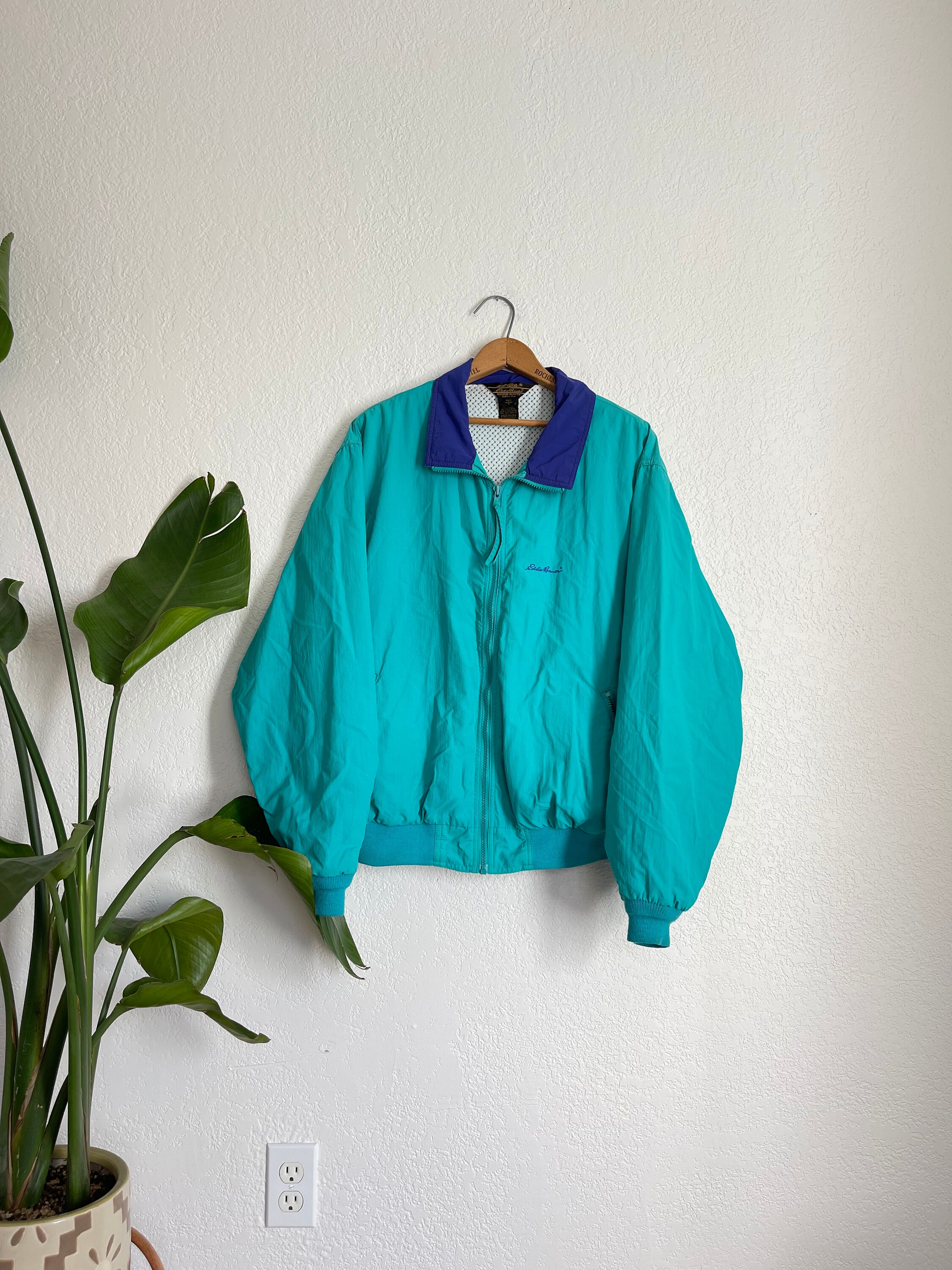 L/XL Vintage Eddie Bauer 80s/90s Teal/purple Outdoors L/XL Vintage Eddie Bauer 80s/90s Teal/purple Outdoors