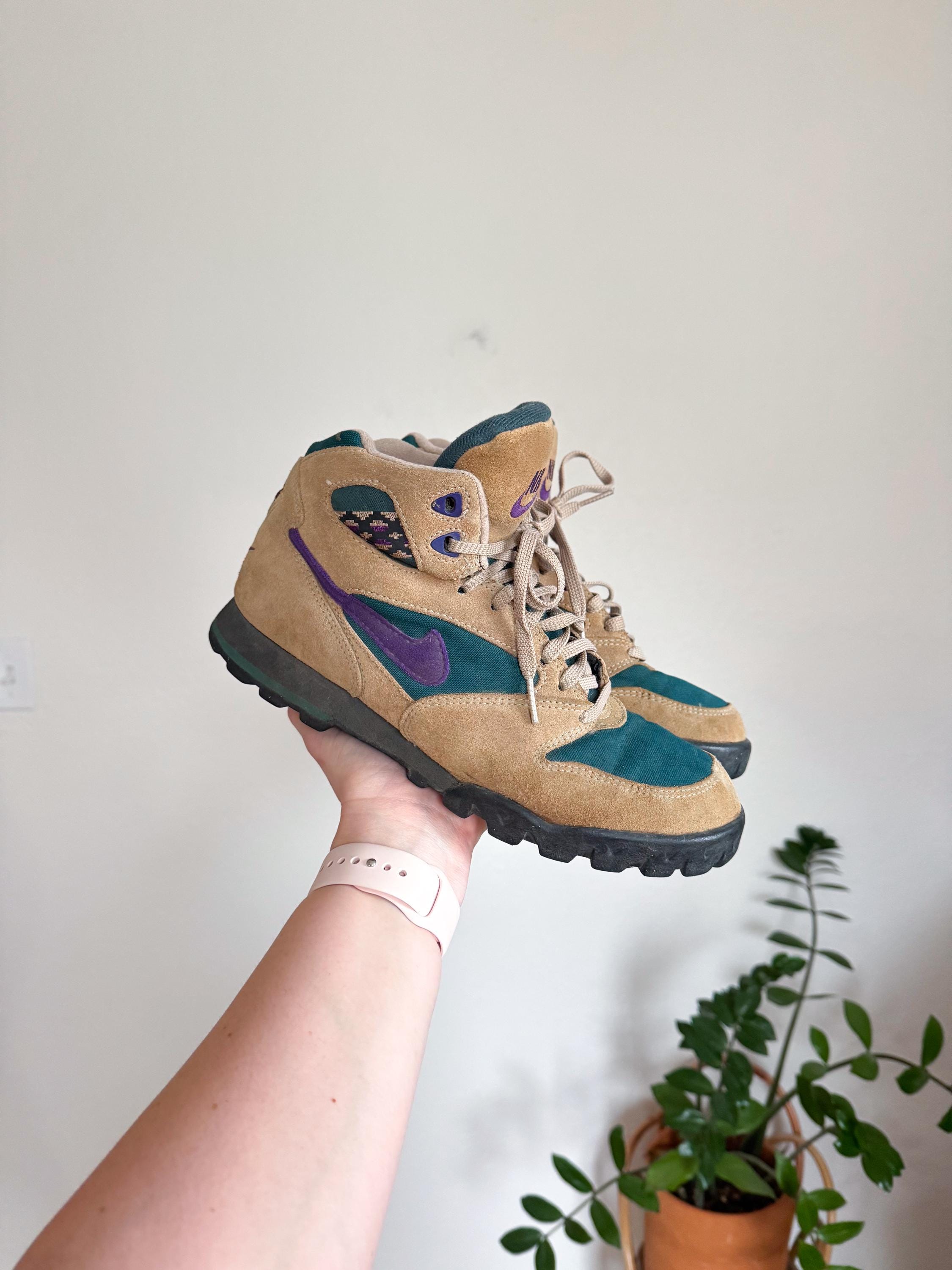Vintage Y2K Nike Airliner ACG Boots Gray Blue Suede Mens Size 7.5 Vintage 90s ACG Nike Caldera Hiking Suede | Mercari main image 2