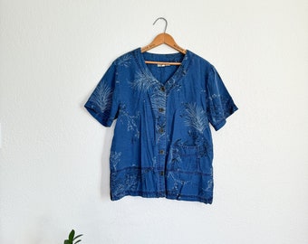 M/L- vintage blue botanical floral print button down 90s blouse cute cottagecore nature shirt