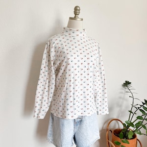 M- vintage 90s leaf dots patterned longsleeve turtleneck pullover layering top cute subtle print