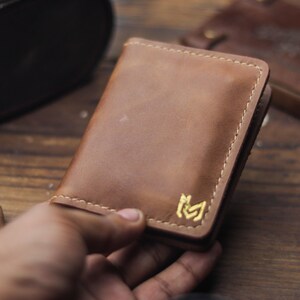 Tarjetero de piel curtida vegetal para hombre, hecho a mano - El mejor regalo para él - Cartera premium para hombre - Marrón óxido