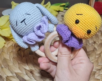 Set of 2 Crochet baby ring, Crochet rattle animal, Crochet rattle toy, Duck rattle, Bunny rattle, Newborn rattle, Crochet rattle with grip