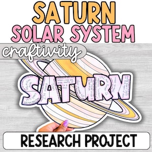 Może przedstawiać: Drukowalna aktywność plastyczna Układu Słonecznego z Saturnem dla dzieci. Aktywność zawiera kolorową ilustrację Saturna z jego pierścieniami i zawiera fakty o planecie. Tekst na aktywności zawiera "Pierścienie Saturna są zrobione głównie z lodu + pyłu" i "Saturn jest 6. planetą od słońca".