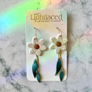 Dangly Daisies | Daisy Earrings | Clay Daisy Earrings | Polymer Clay Earrings | Spring Statement Earrings | Daisy Statement Earrings