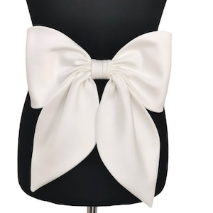Butterfly Detachable Bridal Bow, Big Separate bow, Detachable Wedding Dress Bow, Wedding Bow, Big Detachable Bow, Bridal accessories, Bow