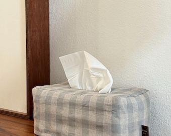 Blue Gingham Linen Tissue Box Cover: Padded Cotton Insert