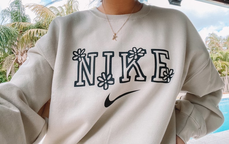 Flower Inspired Nike Crewneck/hoodie | Etsy Canada