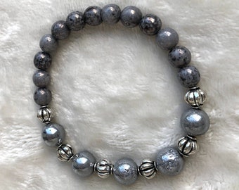 8” 10mm Silver Druzy Agate and Czech Glass Plus Size Extended Sizing Stretch Bead Bracelet with Silver Plated Spacers