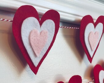 Valentines Garland, Heart Banner, Felted Heart Garland, Pink Red and White Hearts, Valentines Decor, Valentines Mantle, Heart party decor