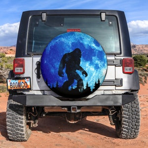 Cubiertas de neumáticos de repuesto divertidas, cubierta de neumáticos de repuesto Bigfoot Blue Moon con o sin orificio para cámara, cubierta de neumáticos de repuesto para automóviles, regalos de Bigfoot