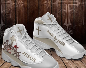 Jesus - Walk By Faith AJD13 Sneakers 190 Chaussures tendance, Chaussure pour enfants, Chaussures d'Halloween, Jésus chrétien, Chaussures de course Dieu, Baskets sportives,