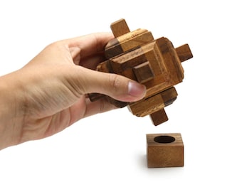 3D wooden brain teaser puzzle, wood puzzle, handmade brain teaser, wood brain teaser, 3D puzzle