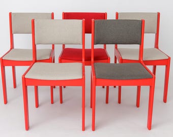 Set di 5 sedie da pranzo vintage Casala, sedie tedesche in legno di faggio degli anni '50, laccate di rosso e restaurate, stile moderno di metà secolo.