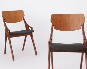 Pair of Arne Hovmand Olsen Chairs for Mogens Kold 1950s Teak