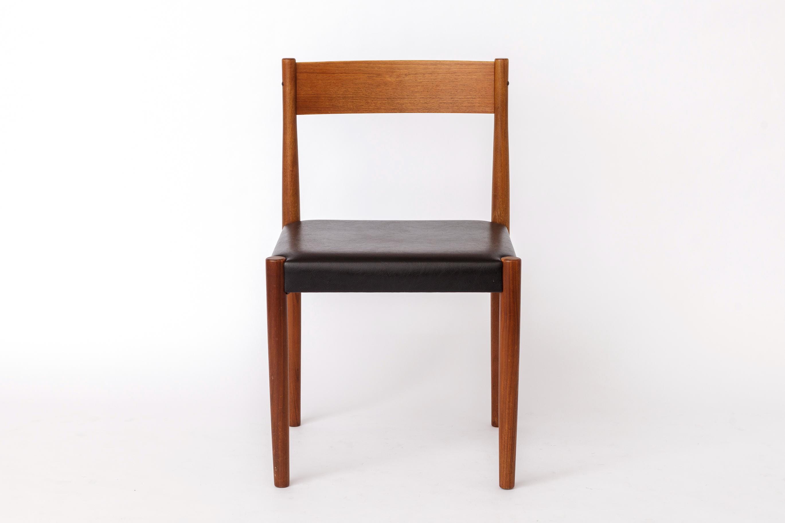 Poul M. Volther Dining Chair ダークブラウン Teak Dining Chairs by Poul Volther - Decade Five Furniture Co.