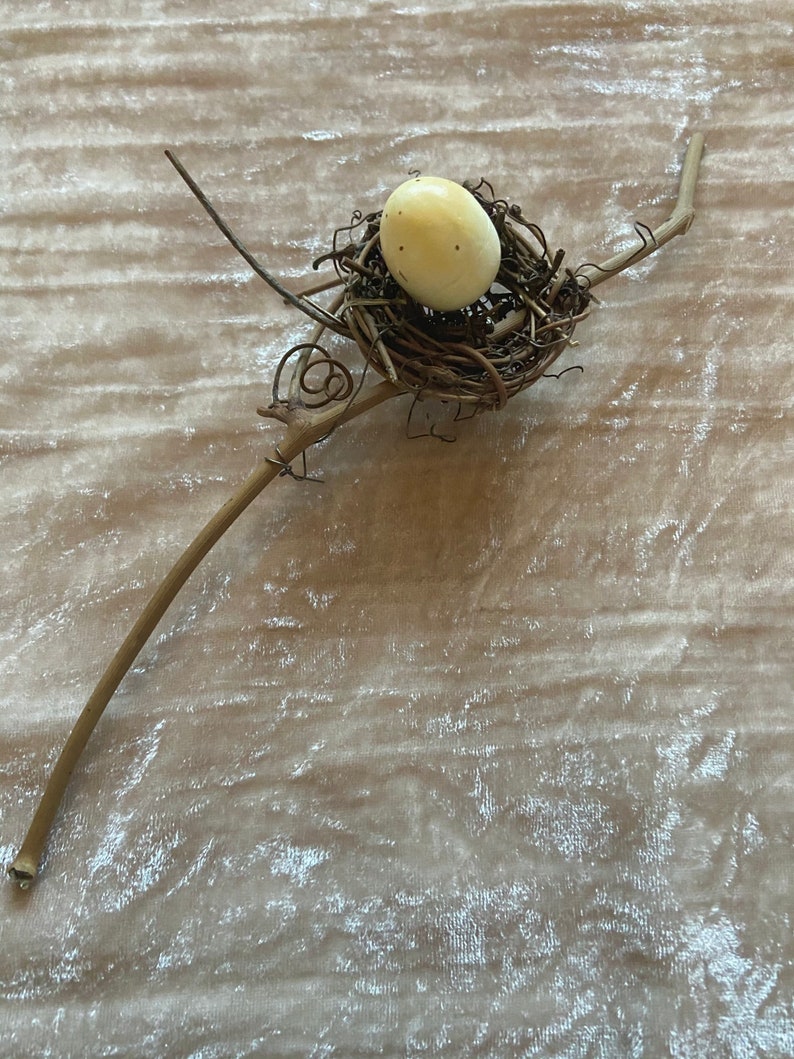 Birds Nest Spring Equinox Bird/'s Nest Branch Ostara Decor Easter Decor Altar Decor Pagan Witchcraft Decor Sabbats