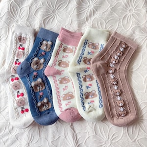 Cute Bear Socks Collation, Women/Girls One Size ankle Animals Socks, lovely Cotton Long Winter Socks, suitable size 5-8, Christmas Gift
