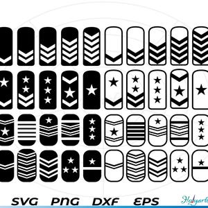 Puede incluir: Un conjunto de 36 archivos de corte SVG en blanco y negro que representan insignias de rango militar. Los diseños incluyen chevrones, estrellas y rayas.