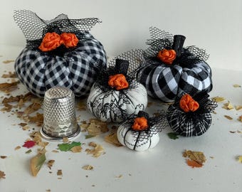 Set of 5 Fabric Buffalo Check Pumpkin 1:12 Dollhouse Fall Decoration, Miniature Thanksgiving Decor