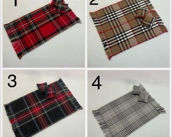 Scottish blanket for dollhouses. Miniature blanket and cushion set. Plaid blanket for sofa. Winter blanket in 1/12 scale