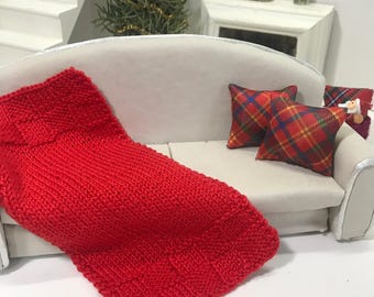 1:12 Miniature Red Knitted Throw and Checkered Cushions Set for Dollhouse, Sofa Blanket with Matching pillows