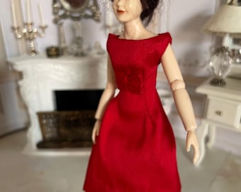 Abito vintage in miniatura, vestiti per casa delle bambole in scala 1:12, abbigliamento Heidi Ott.