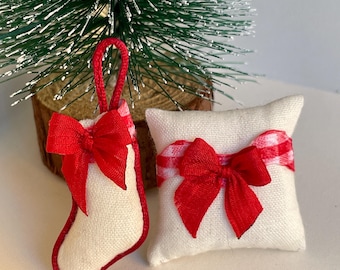 1:12 Scale Dollhouse Christmas Stocking & Pillow – Handmade Holiday Miniature Decor