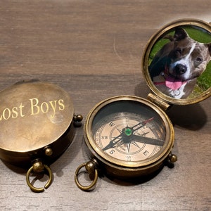 Pet loss Personalized Compass, Pet Photo Engraved compass Gift, Loss Tribute for Baby, Cat Dog Remembrance Gift, Antique Working Compass