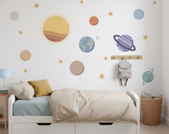 Adesivo de parede com grandes planetas para quarto infantil - Decoração espacial e galáctica para berçário com design de astronauta, adesivo de parede removível para quarto de meninos.