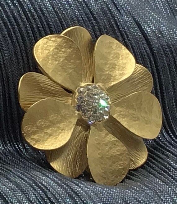 Vintage Premier Gold tone Flower and Rhinestone P… - image 4