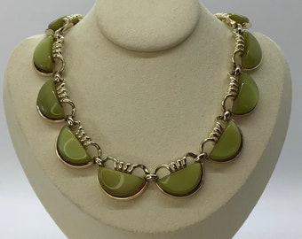 Vintage Estate Coro Gold tone Lime Apple Green Half Moon Lucite Choker Necklace