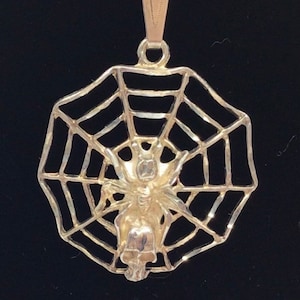Vintage Sterling Silver Spider Web and Skull Pendant Necklace