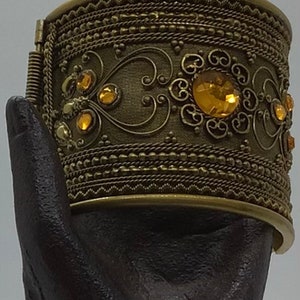 Vintage Extra Wide Gold tone Mesh Topaz Bead Hinge Clamper Bracelet