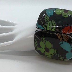 Vintage Wide Lucite Stretch Floral Fabric Cuff Bracelet image 1