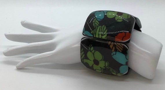 Vintage Wide Lucite Stretch Floral Fabric Cuff Br… - image 1