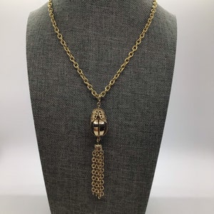 Vintage Avon Gold tone Tassel Pendant Necklace