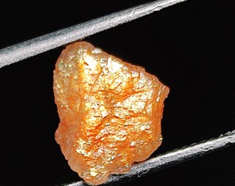 Golden Flashy Sunstone Rough, Natural Orange Crystal for Jewelry
