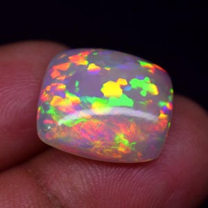 8.20 Carat OPAL Cabochon - Ethiopian Opal Gemstone - Multi Fire Ethiopian Opal Cabochon Gemstone - 16.1x14.1x6.1mm