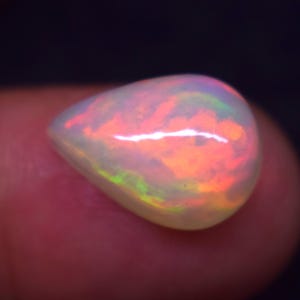 Pear Loose Opal Cabochon Gemstone Natural Ethiopian 4.2 Carat Multi Fire Shape Jewelry Making Size 14.3x10x7MM