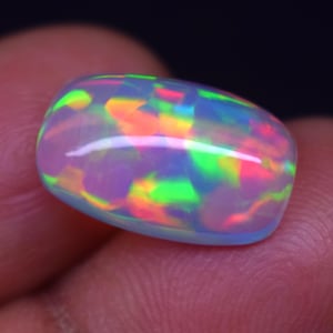 Multi Fire Natural Ethiopian 5.30Carat Cushion Loose Opal Cabochon Gemstone Jewelry Making Size 15.7x9.8x6.4MM