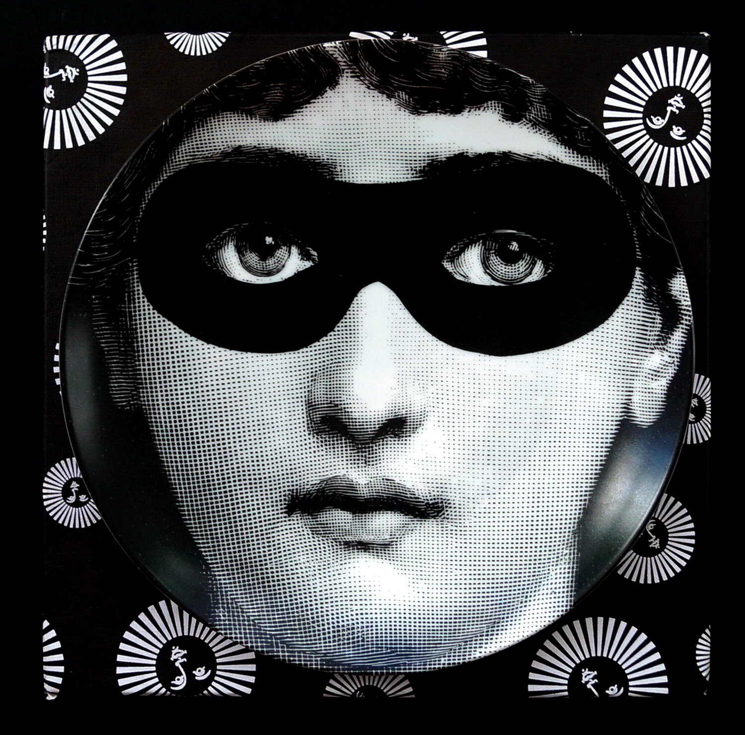 PIERO FORNASETTI - Old Plates - Tema E Variazioni Nr 22 - Lina