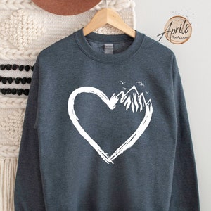 Heart Mountain Sweatshirt, Camping Sweatshirt, Mountain Sweatshirt, Mountain Shirt, Crewneck Sweatshirt, Graphic Sweatshirt, Wildlife Hoodie