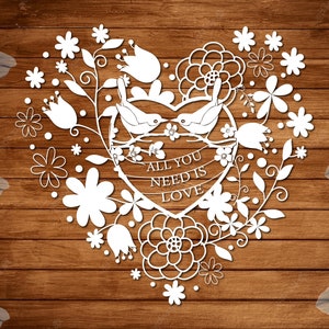 Tutto ciò di cui hai bisogno è JPEG, PNG di Love Valentine per il taglio a mano e file SVG per Silhouette Cameo o Cricut, Love Birds Papercut Template Design
