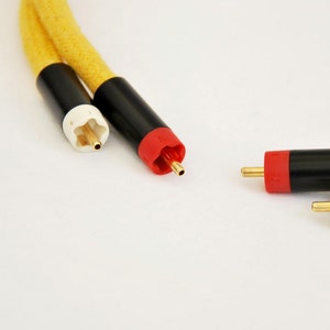 Phono Audio Cables, Audiophile Turntable RCA Cables - High end Phono Interconnects Made in the UK