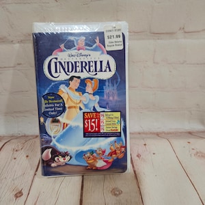 Walt&#39;s Disney&#39;s Masterpiece Cinderella VHS fully restored 1995 Brand New Sealed