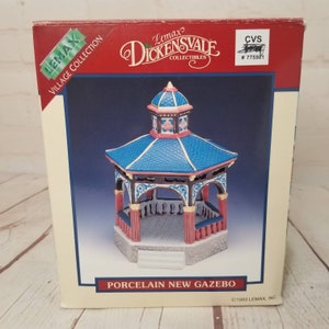EUC Lemax Dickensvale Collectibles Porcelain New Gazebo Decoration 1993