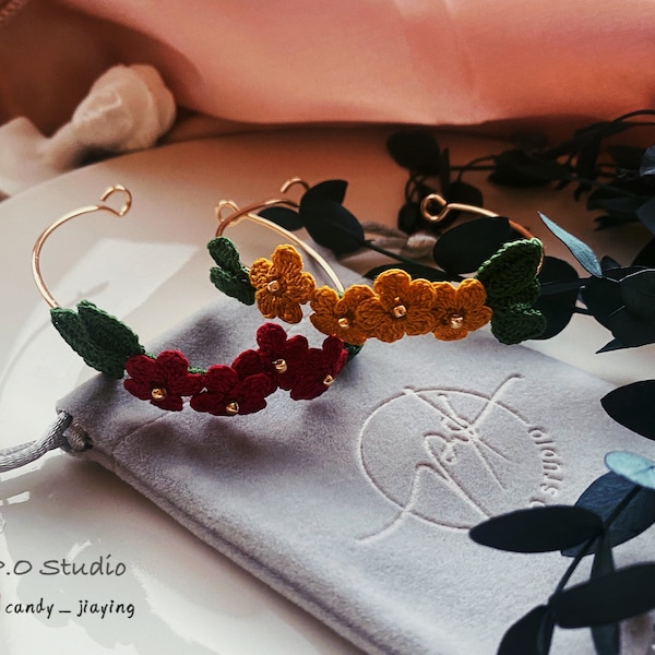 Retro Style Flower Bangles, Crochet Bangle, Handmade Jewellery, Tiny Crochet flower Bracelet, Floral Bangle, Gift, Micro Flower, Red,Yellow