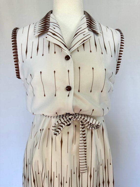 Vintage 1970’s Mod Patterned Dress - image 2